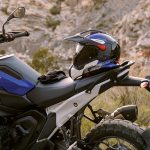 BMW Motorrad presents the helmet GS Rallye Carbon with sun visor