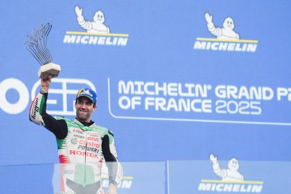 Johann Zarco to continue with CASTROL Honda LCR for 2026 and 2027