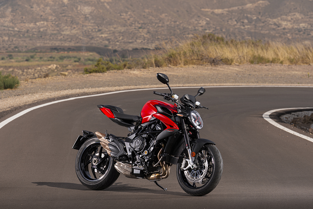 MV Agusta Brutale 800: Brutally Fun MV Agusta Brutale 800: Brutally Fun