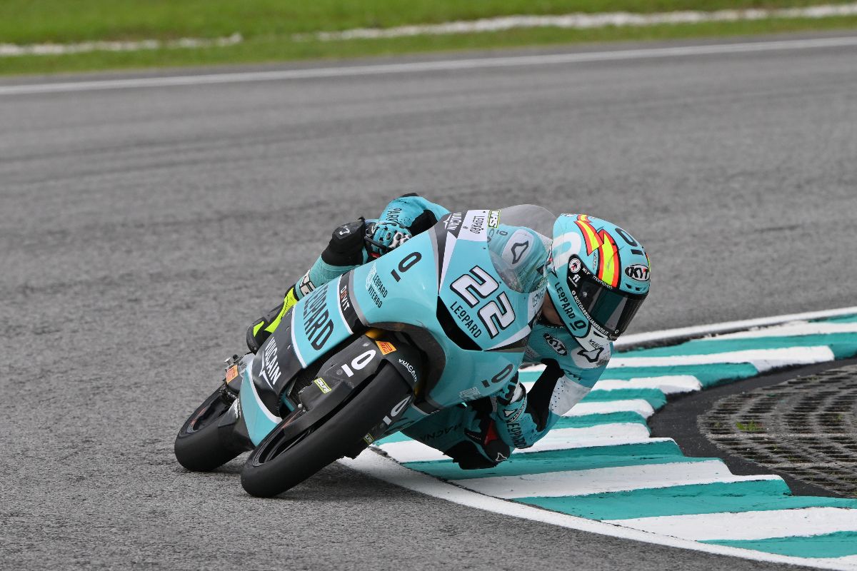 Moto3: Almansa aces Sepang to pip Furusato to pole Moto3: Almansa aces Sepang to pip Furusato to pole