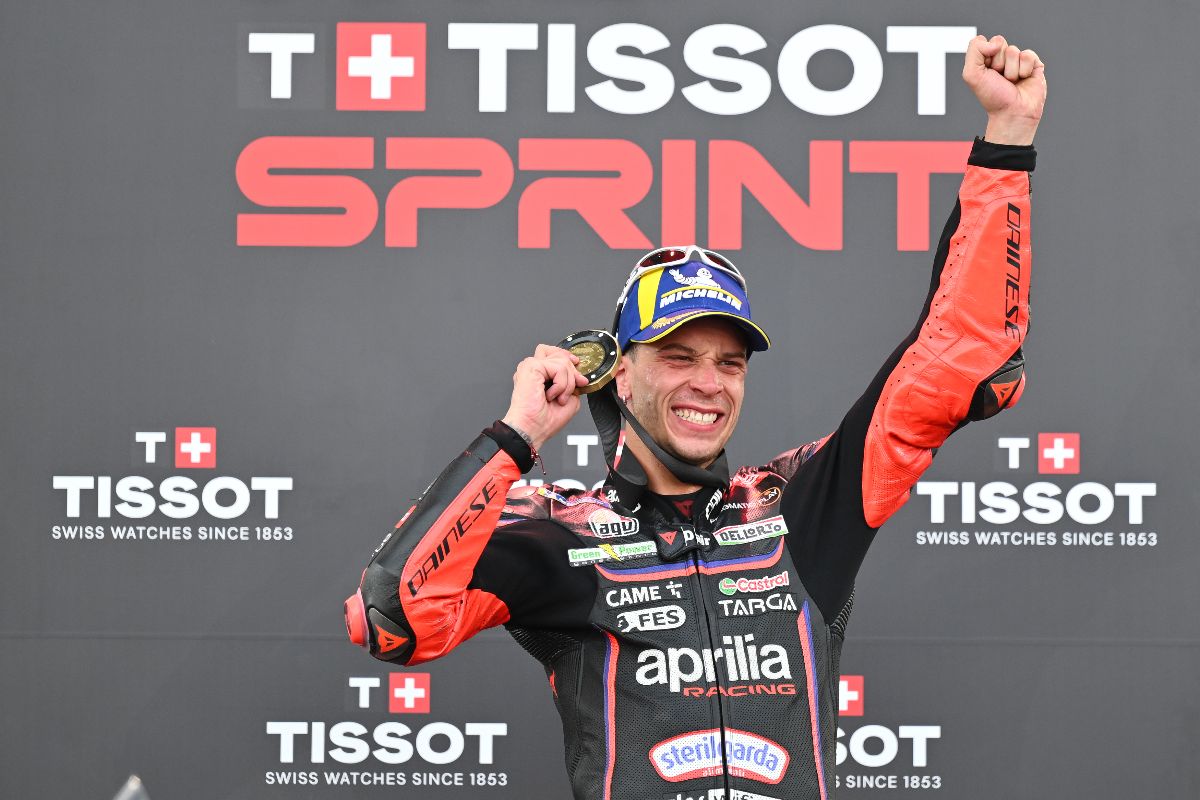 MotoGP: Bezzecchi beats Aldeguer on final lap in a Mandalika Sprint stunner