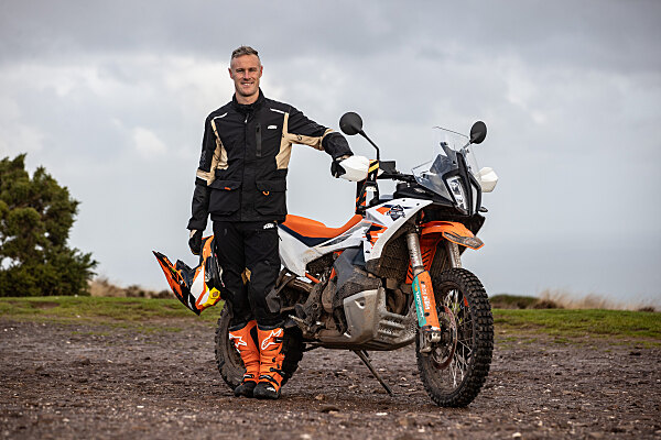 KTM Partners With Alex Snow to Launch New UK Based Offroad Experience