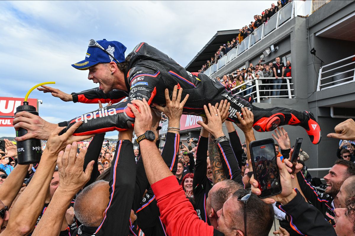 Motogp: Brilliant Bezzecchi Holds Off Fernandez For Valencia Victory