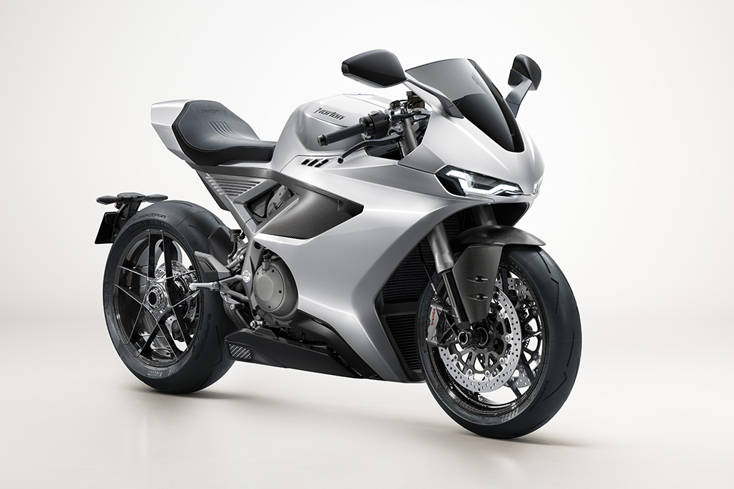 Norton reveals Norton Manx R as first of six new models