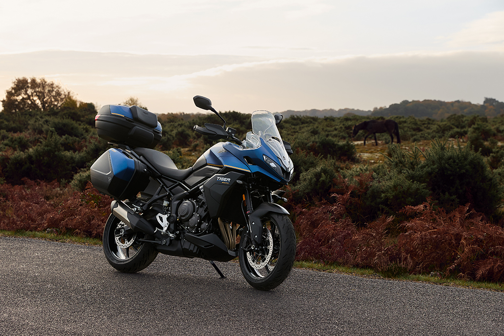 Triumph Unveils Tiger Sport 800 Tour