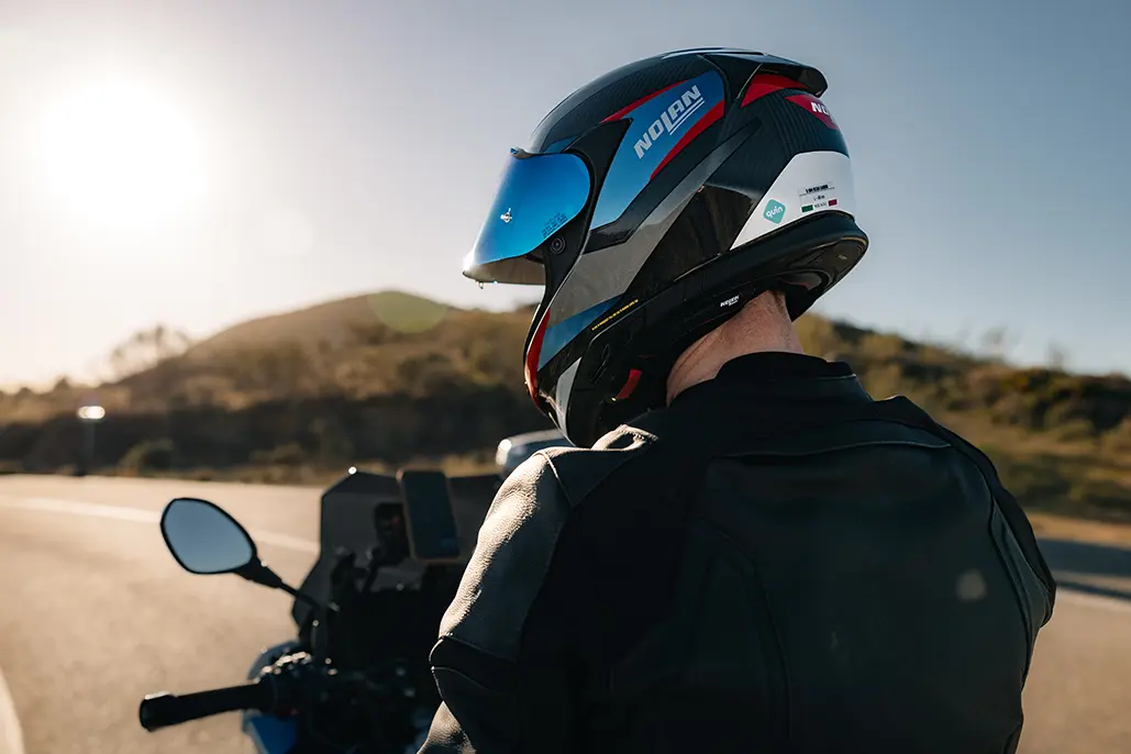 Nolan X–904 Ultra Carbon Arrives In Stores For 2026 Touring Season