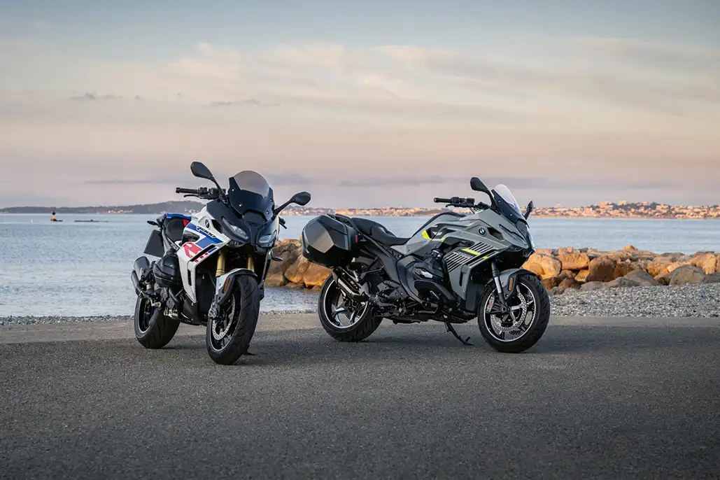 Bmw Motorrad Celebrates 50 Years Of Bmw Rs Production And Competition Motorcycles