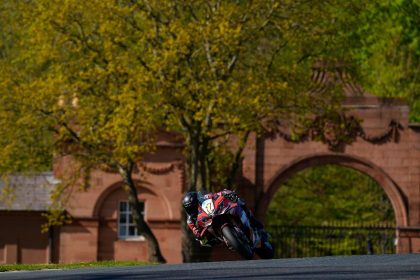 British Superbikes: Ryde Versus Redding And Ray In Final Pre-Season Test At Oulton Park