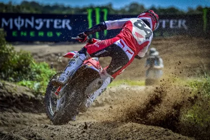 Herlings & Sacha Coenen Roll Over Riola In Qualifying At The Mxgp Of Sardegna