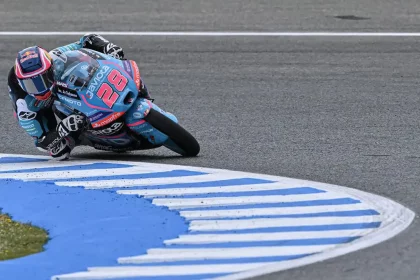 Moto3: Quiles Blasts Out The Blocks On Home Turf