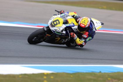 The Worldwcr Pole At The Tt Circuit Goes To A Convincing Herrera