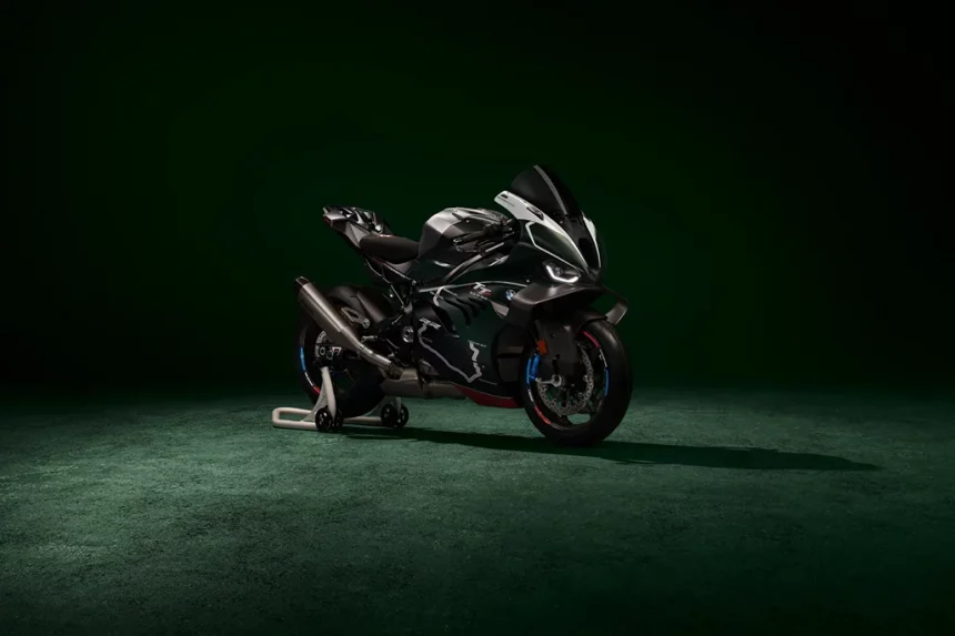 Bmw Motorrad Presents The M 1000 Rr Limited Edition Isle Of Man Tt.