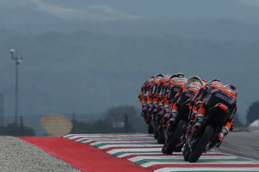Heroes To Live Up To In Mugello As The Red Bull Motogp Rookies Cup Shines In Italy