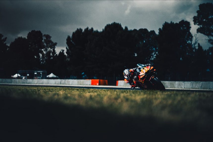 Motogp: Acosta Tops Barcelona Test As Rain Stops Play, Martin Crashes
