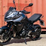 Tiger Sport 800 Fly Screen And Bar Risers From Pyramid