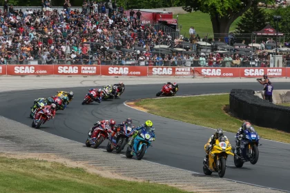 Motoamerica Superbikes At Road America Sets Another Attendance Record