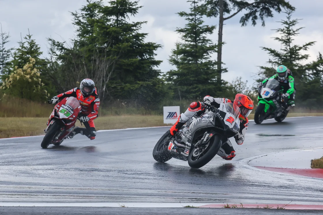 Motoamerica Support: Herrin Halts Binder’s Breakaway With Supersport Race 1 Win At Ridge