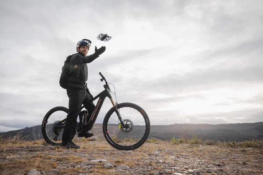 Motovlogging: Hoverair Launches The 99g X1 Smart In The United Kingdom