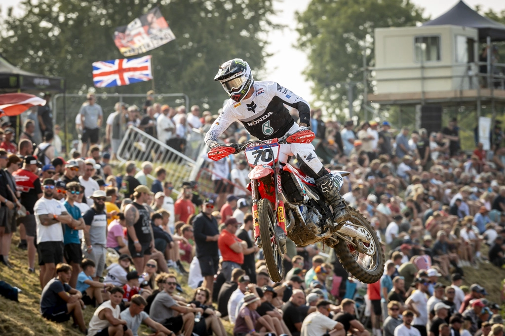 Mxgp: Foxhills Fever In Qualifying For Fernandez & Längenfelder At The Mxgp Of Great Britain