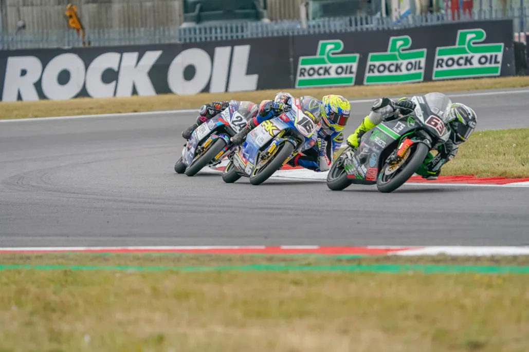 R&g Moto4 British Cup: Success At Snetterton - Dunabie Doubles Up