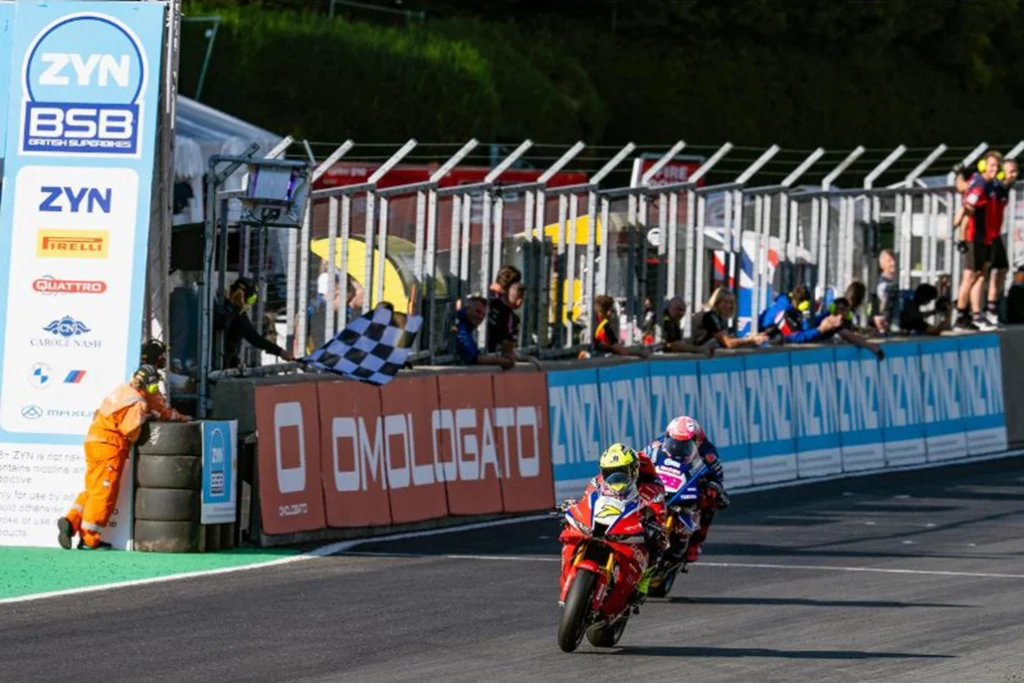 British Superbikes: Vickers Strikes Twice To Be Honda Racing Uk's Home Round Hero
