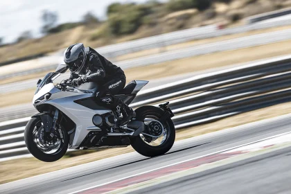 How Motorcycles Engineered The Manx R Around Real Riders