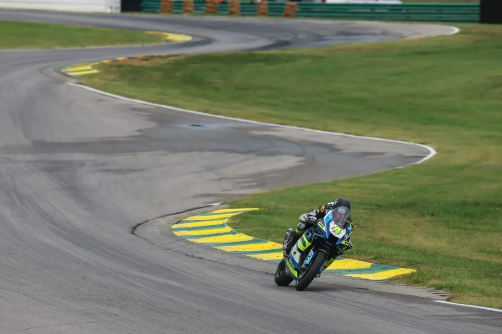 Motoamerica Support: All Praise Hayes: Mississippi Madman Takes His 90th Career Victory