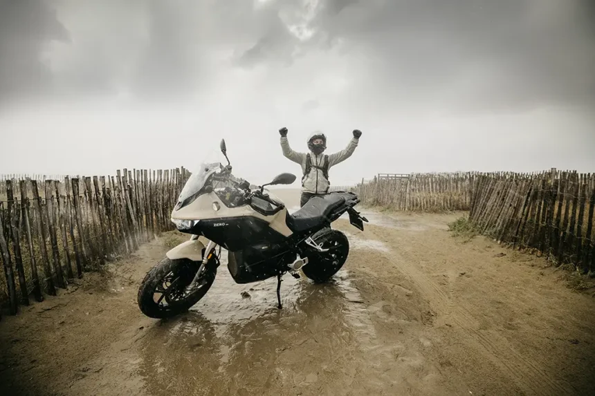 Zero Motorcycles Travels 271 Miles And Smashes Guinness World Record